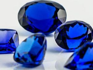 Tanzanite (cut & polished)